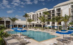 Opal Grand Oceanfront Resort & Spa